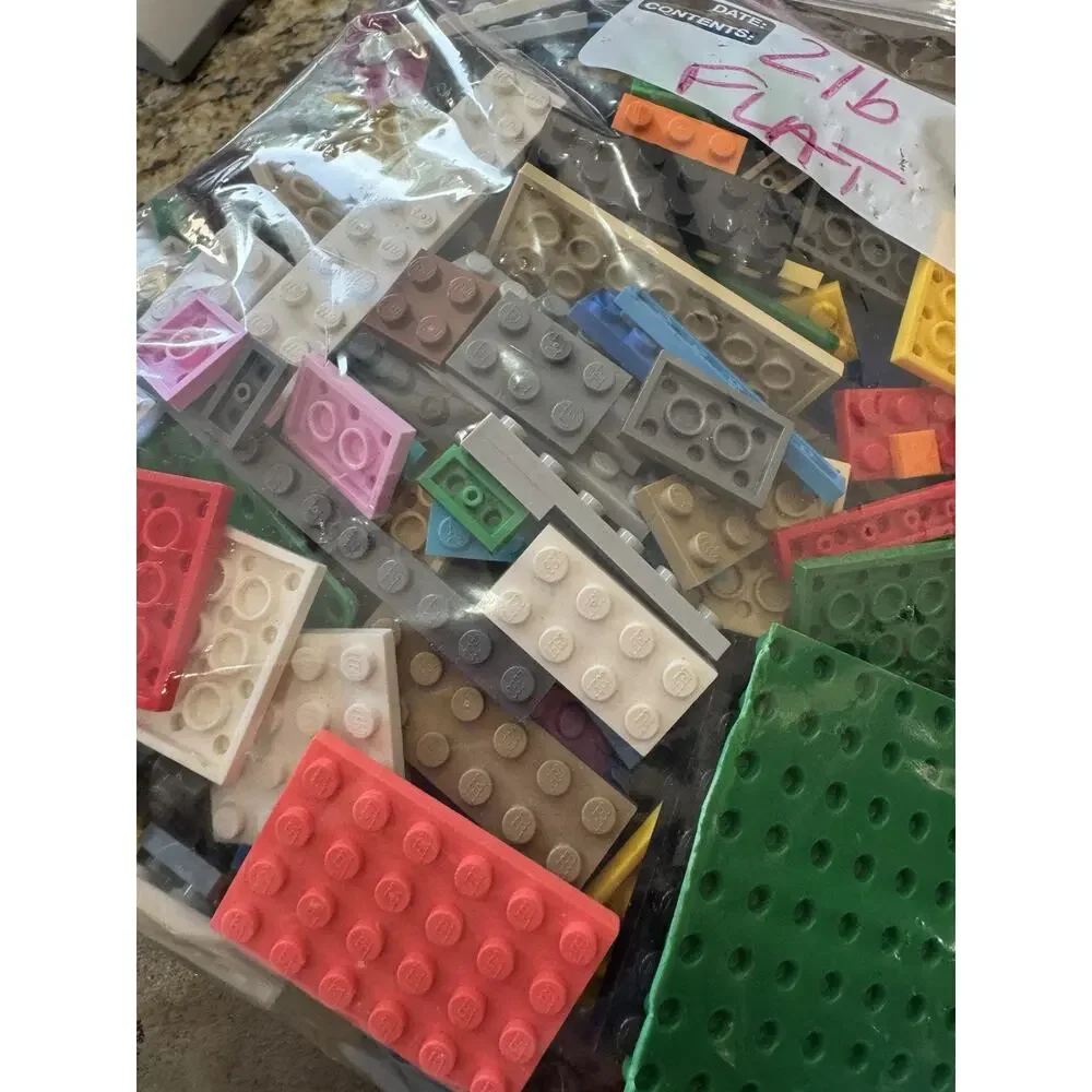 2 lbs Mixed LEGO Lot - Authentic Genuine Bricks Parts & Pieces Cleaned & Sorted - Picture 3 of 6